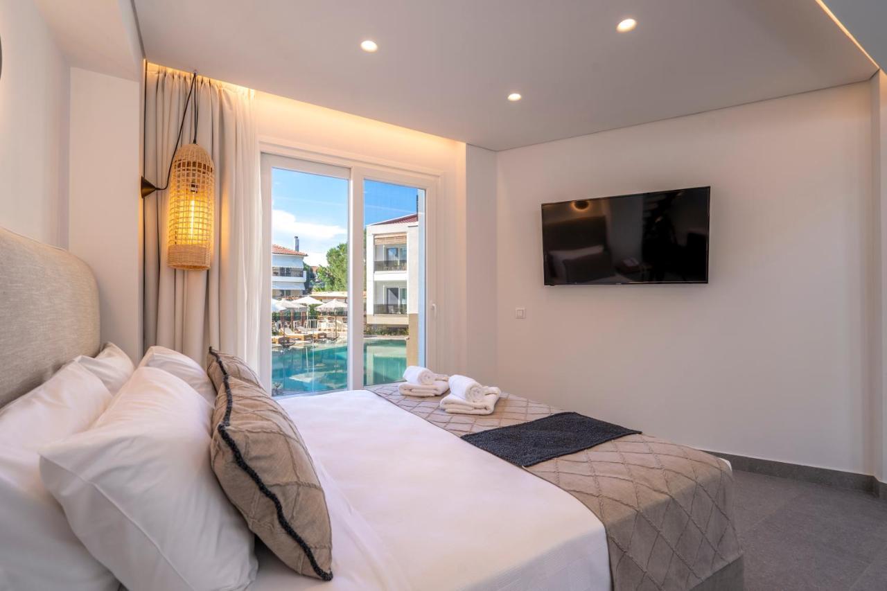 Mirablue Luxury Residences (Adults Only) Pefkochori Exteriér fotografie