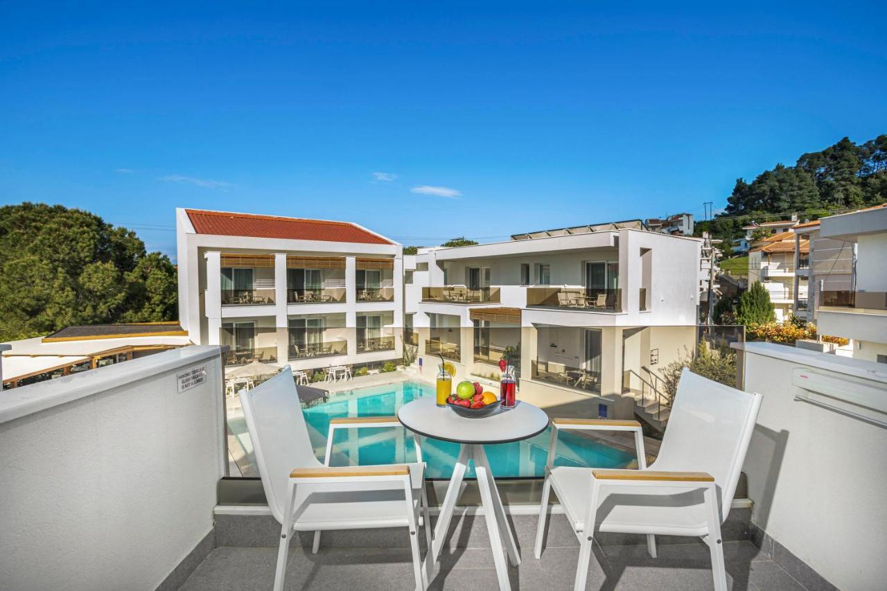 Mirablue Luxury Residences (Adults Only) Pefkochori Exteriér fotografie