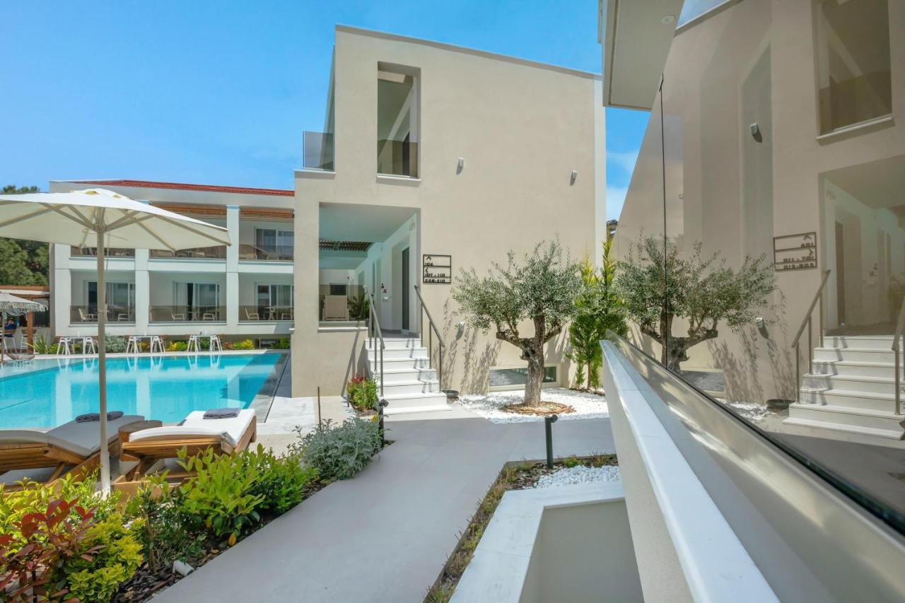 Mirablue Luxury Residences (Adults Only) Pefkochori Exteriér fotografie